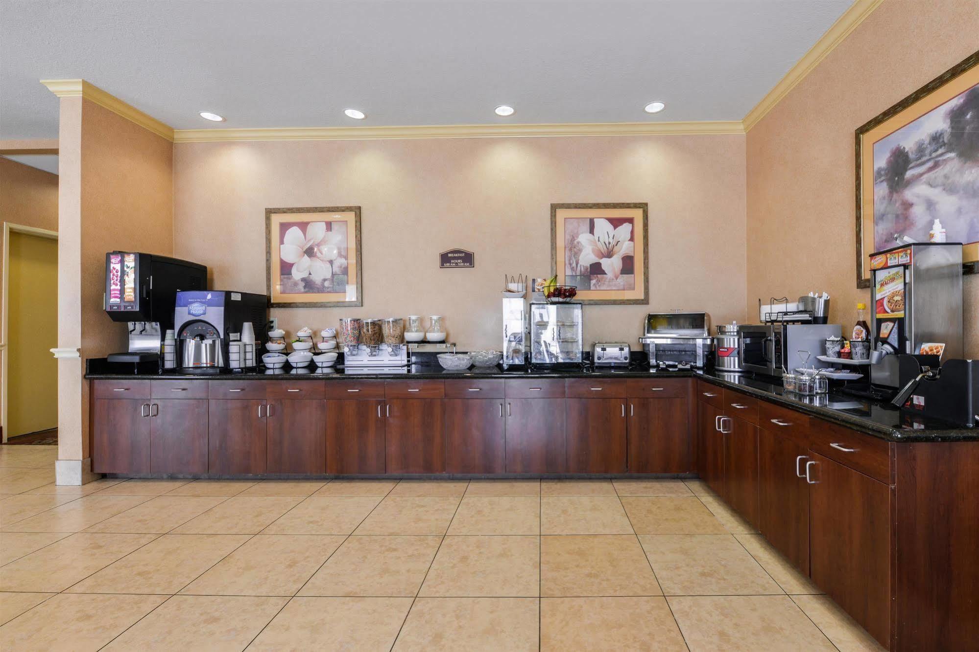 Americas Best Value Inn & Suites-Livingston Buitenkant foto