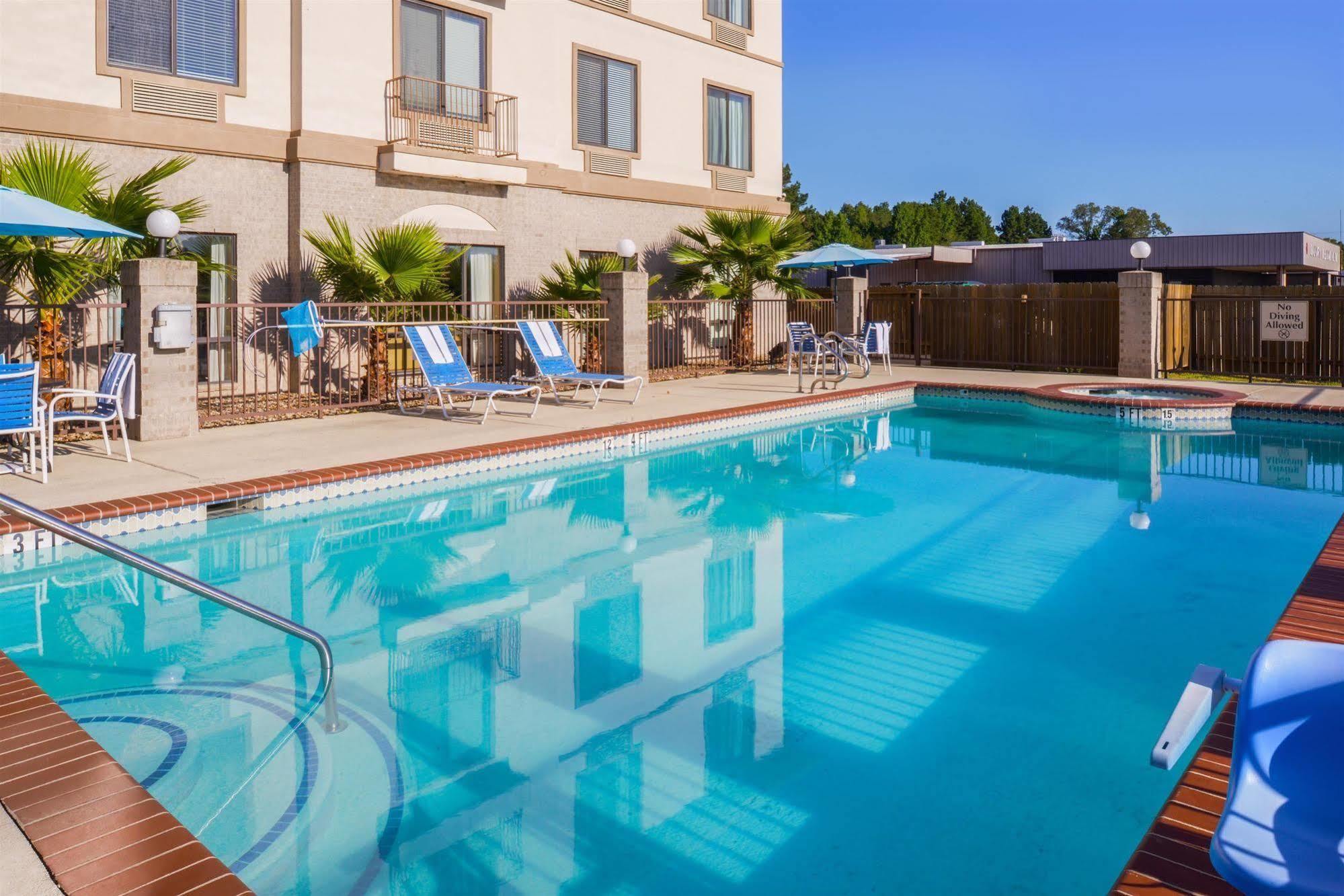 Americas Best Value Inn & Suites-Livingston Buitenkant foto
